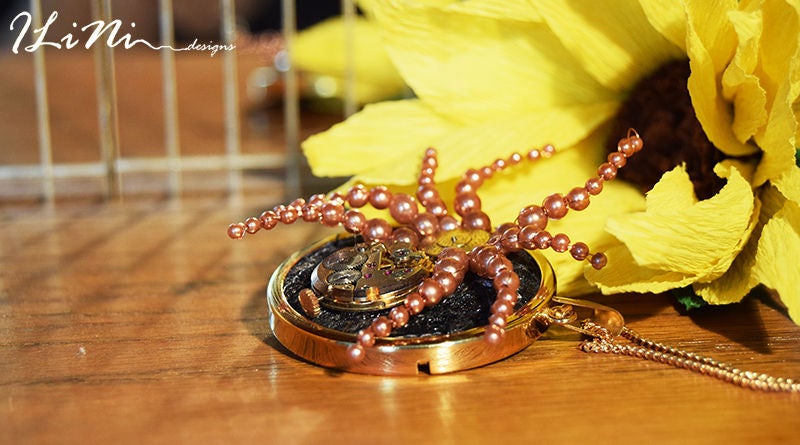 OOAK gold spider steampunk necklace