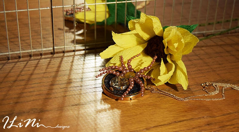 OOAK gold spider steampunk necklace